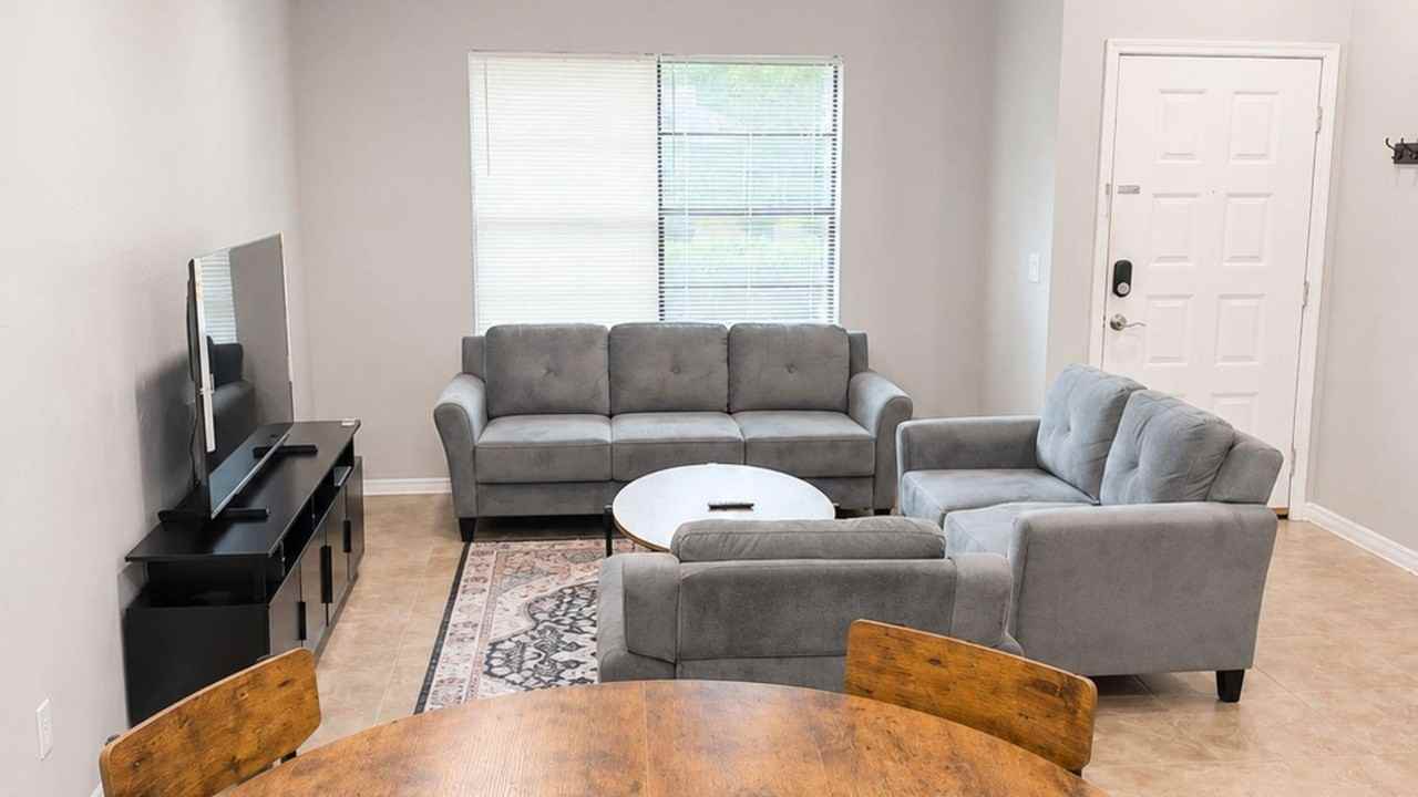 Sw 39th Ave - Photo 3 of 23