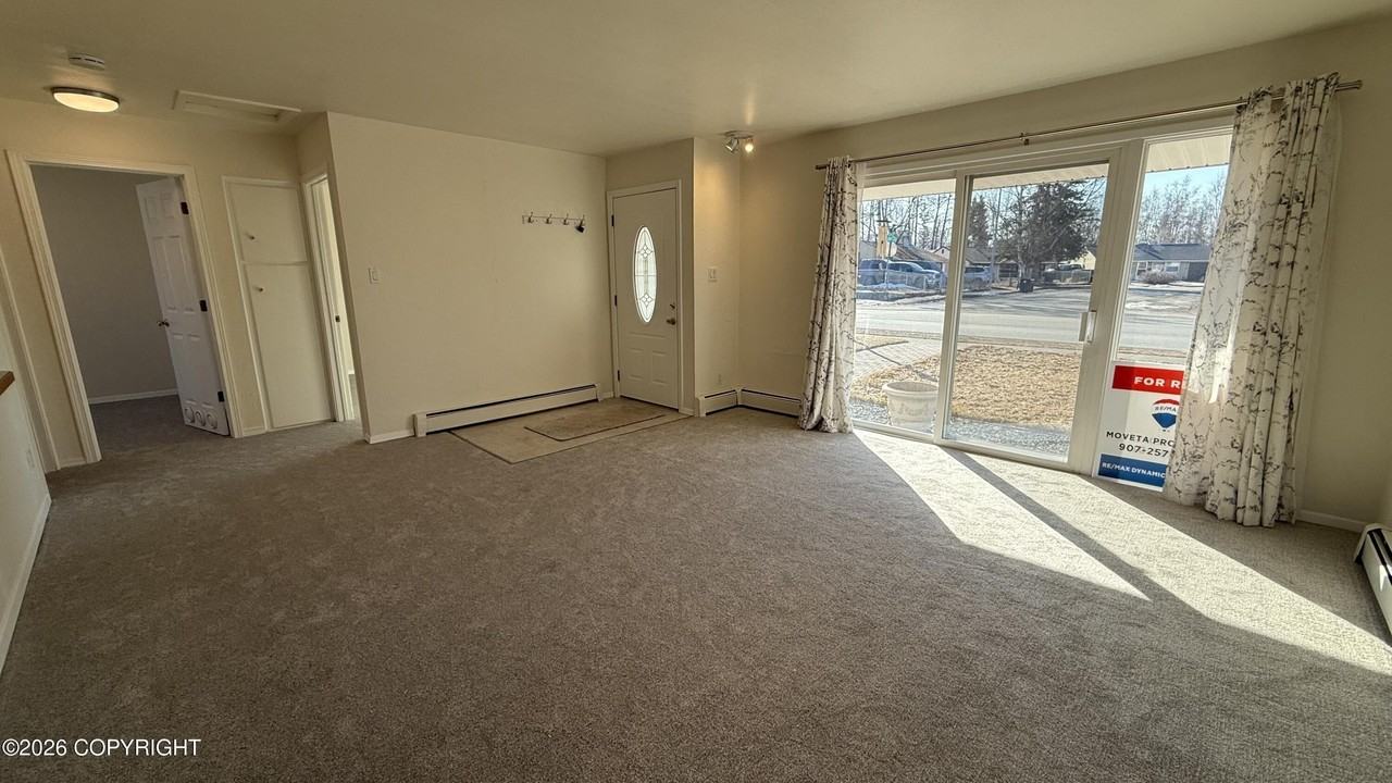 2511 E 20th Ave - Photo 4 of 14
