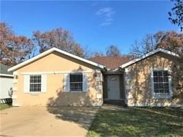 featured image of 505 Forest Dr