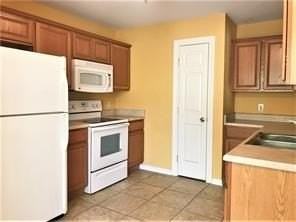 505 Forest Dr - Photo 2 of 11