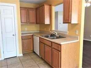 505 Forest Dr - Photo 3 of 11