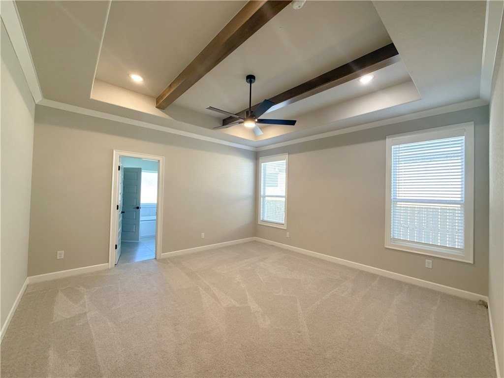 1808 Edwards St - Photo 7 of 15
