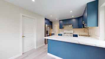 featured image of 976 Masson Ave