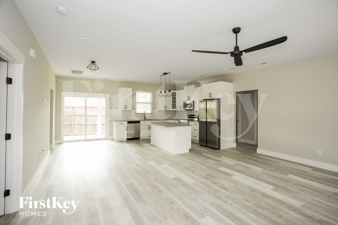 1206 Belair Ave - Photo 6 of 15