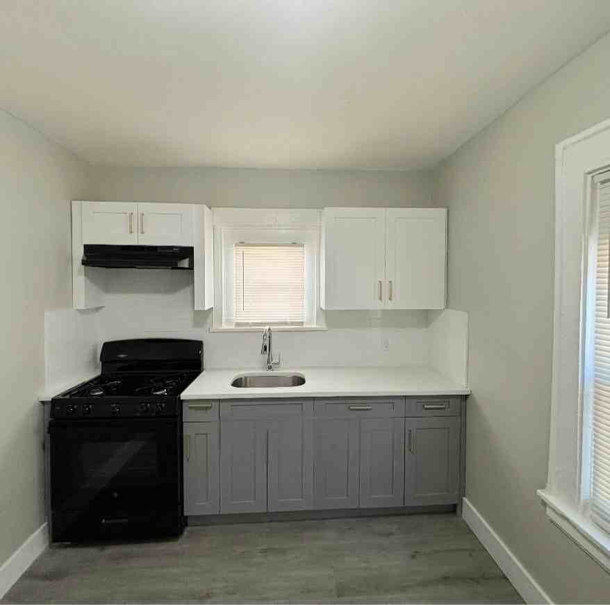 150 Norwood St #1B