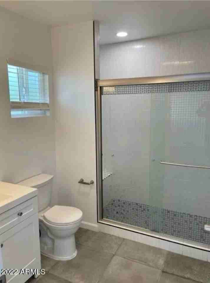 706 S 1st St - Photo 6 of 6