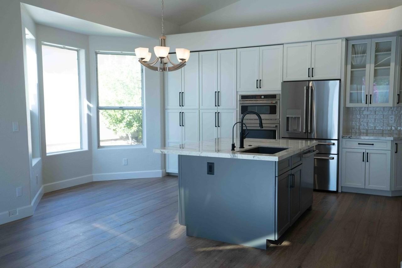 9484 N 114th Way - Photo 5 of 28