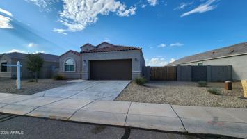 featured image of 41932 W Manderas Ln