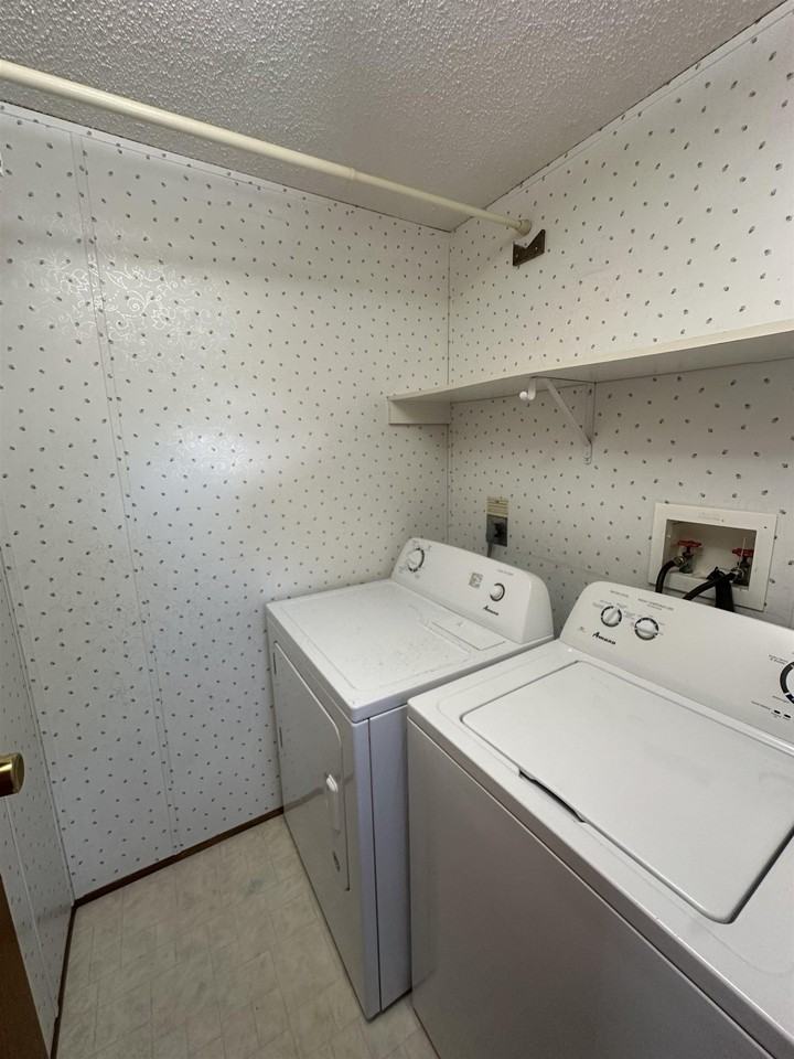 142B Roy St - Photo 6 of 16