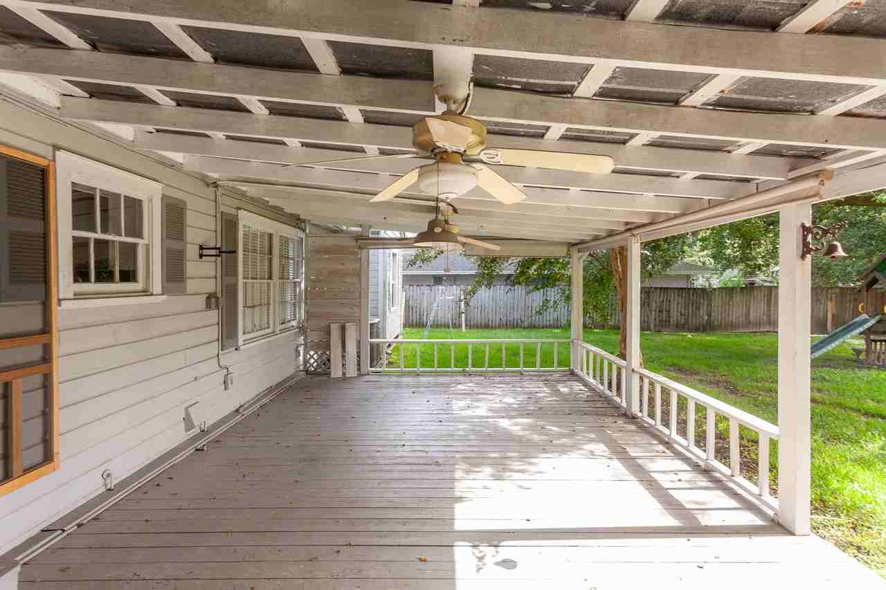 755 N 23rd St - Photo 4 of 36