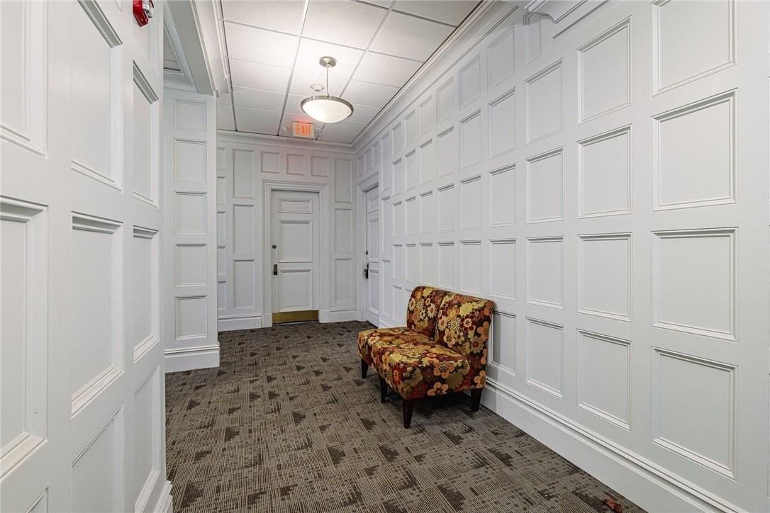 421 University Ave - Photo 2 of 18
