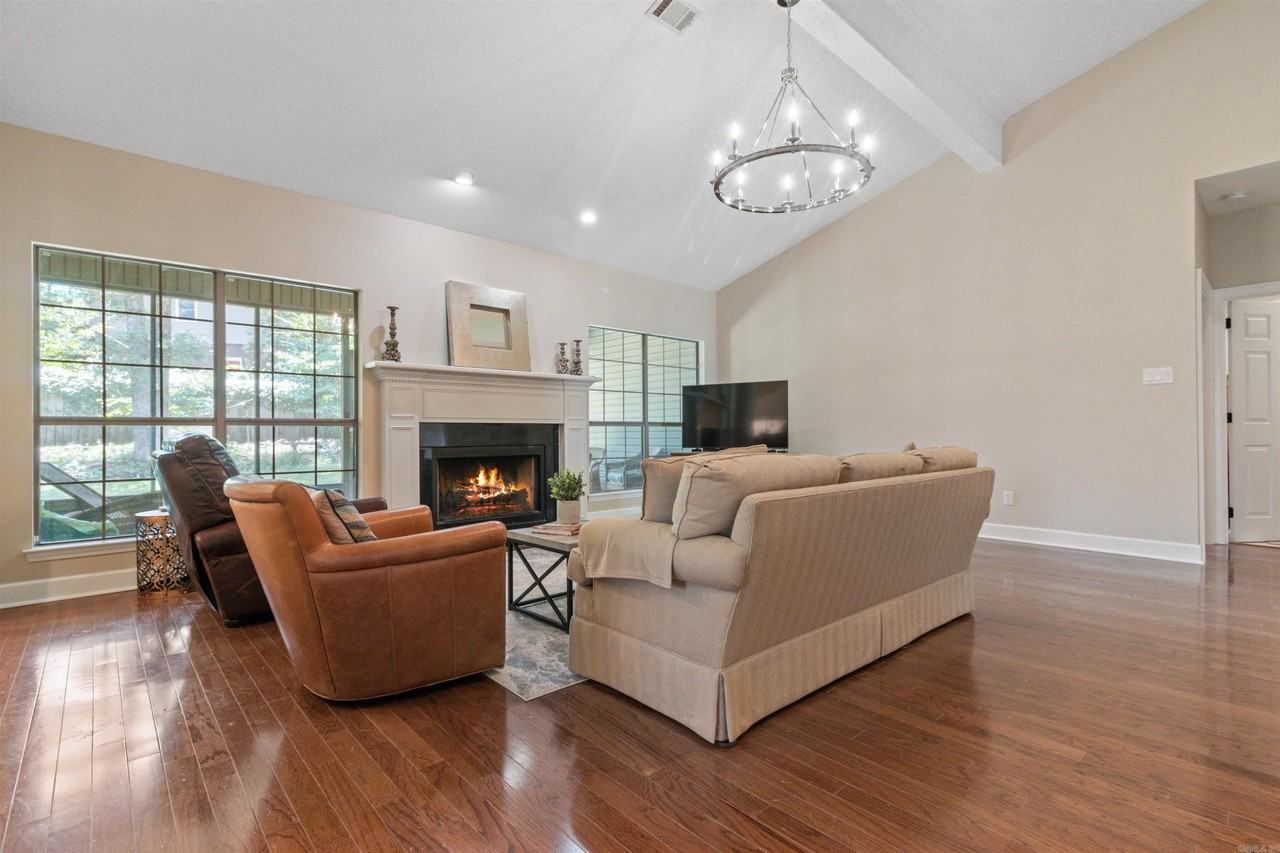 13717 Napoleon Rd - Photo 7 of 27