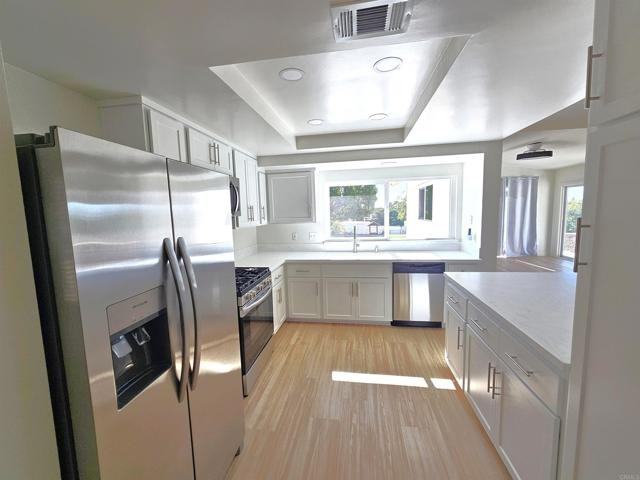 1540 Belmont Park Rd - Photo 7 of 30