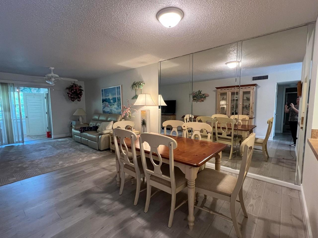 1172 Commodore Ct ##203 - Photo 7 of 23