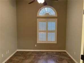 1342 Virginia Ave - Photo 6 of 18