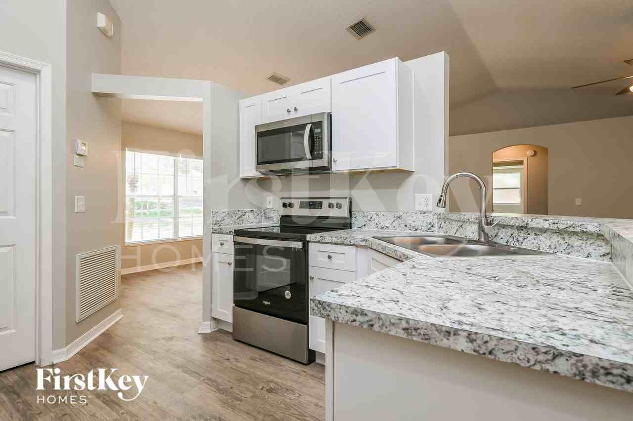 1254 Kenworth Dr - Photo 7 of 16