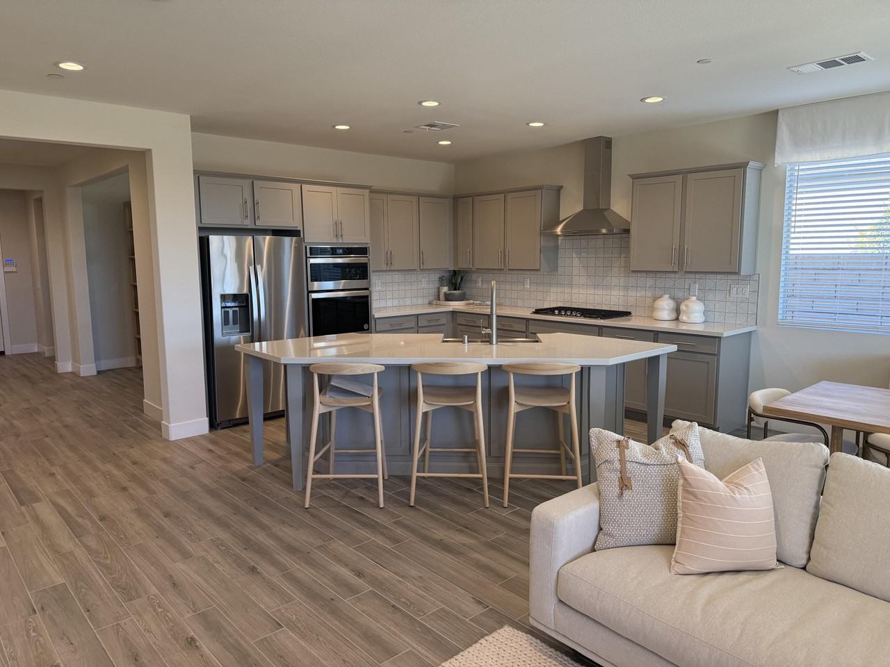 39912 Felicita Pkwy - Photo 5 of 32