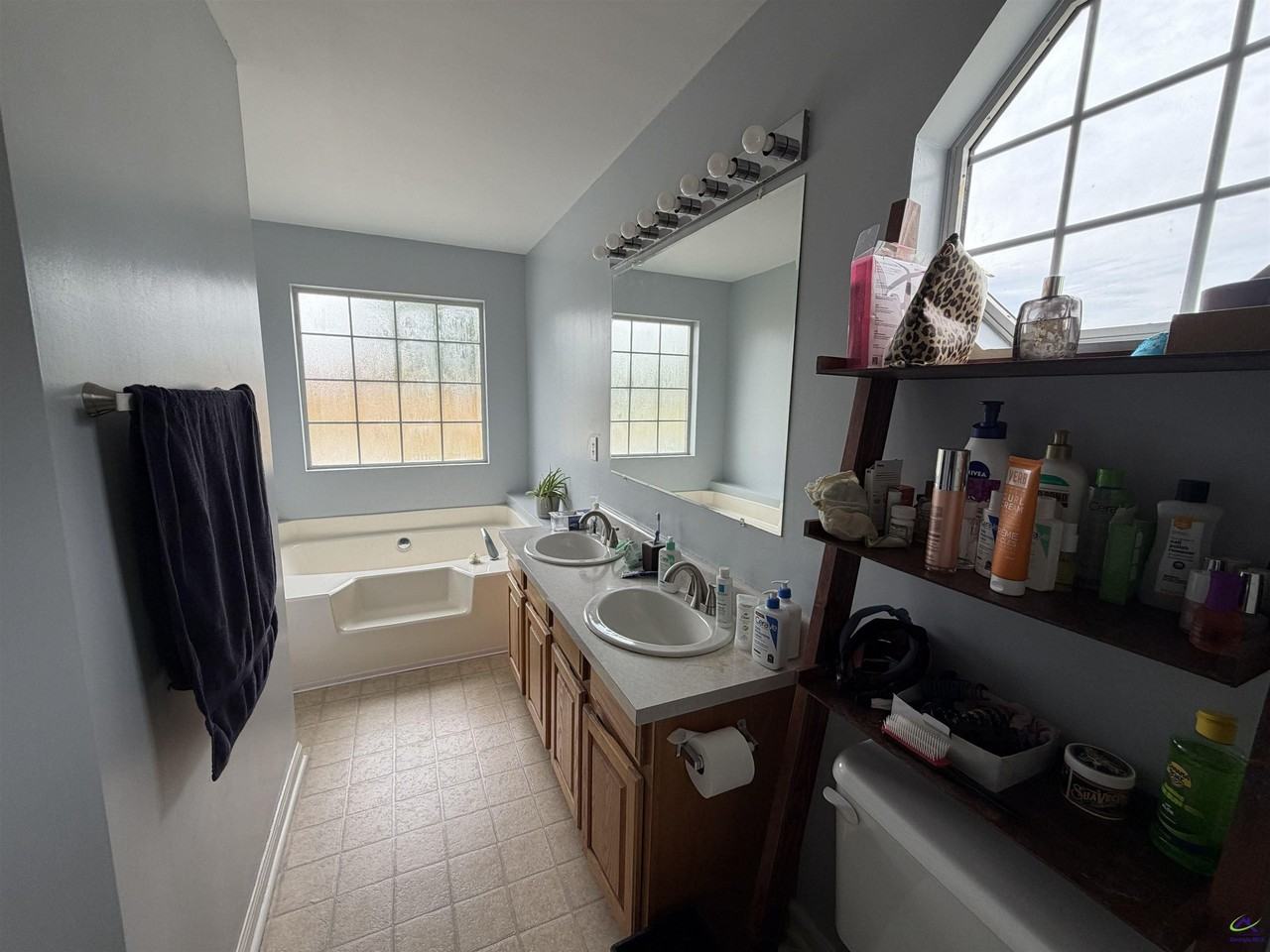 104 Muirfield Ln - Photo 4 of 18