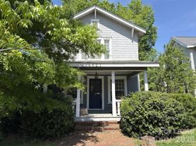 421 Hawthorne Ln - Photo 1 of 1