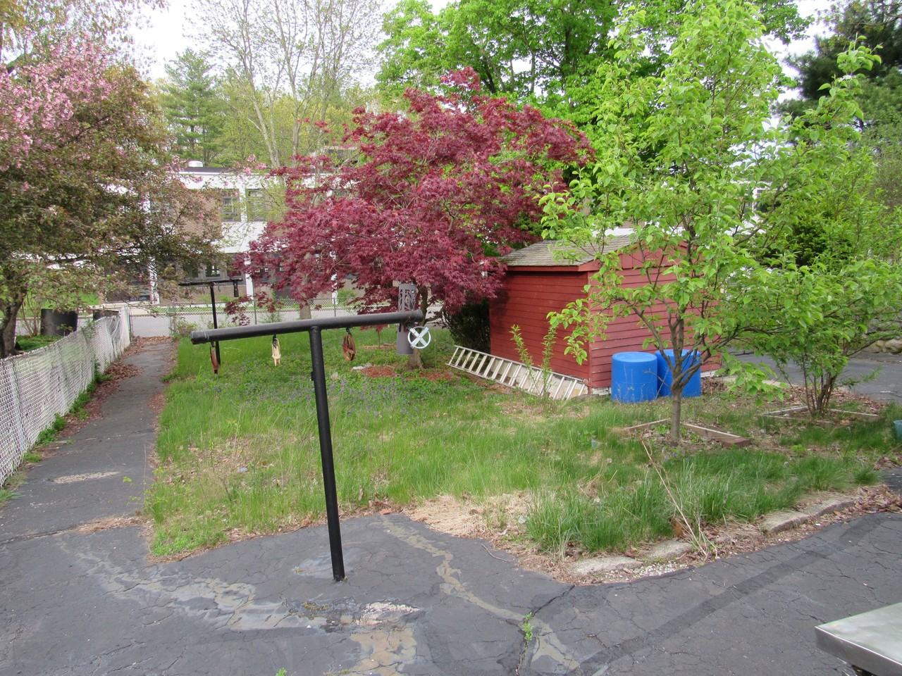 21 Barbara St - Photo 4 of 12