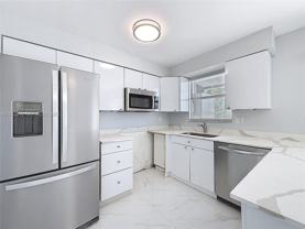 1100 Se 4th Ave - Photo 1 of 1