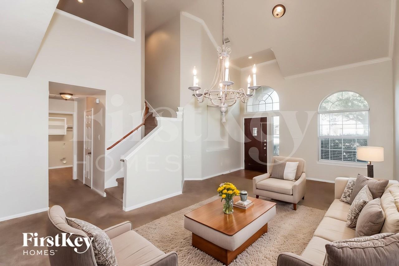 19211 Sunny Leaf Ln - Photo 7 of 20