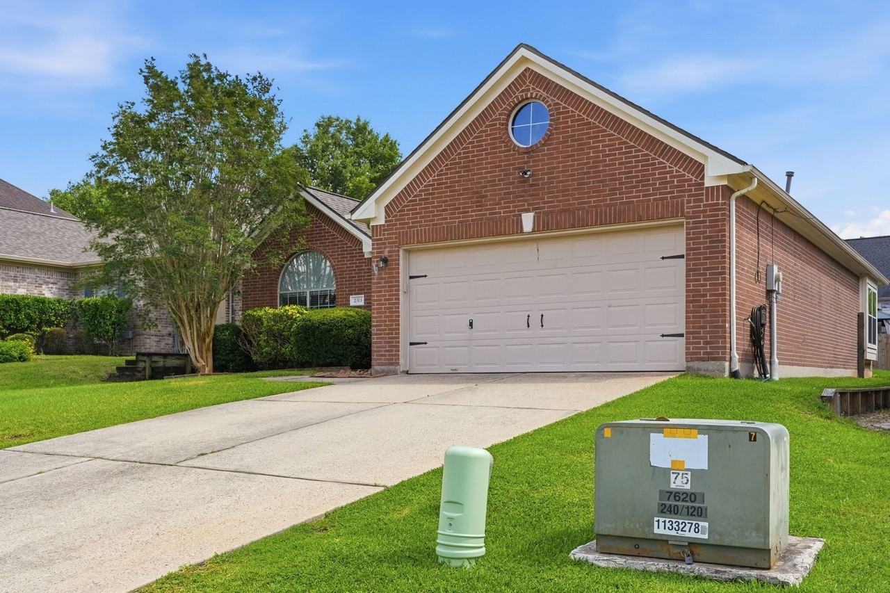 2313 Perkins Crossing Dr - Photo 2 of 36