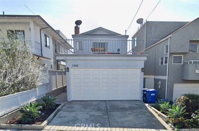 1208 10th St - Photo 2 of 8