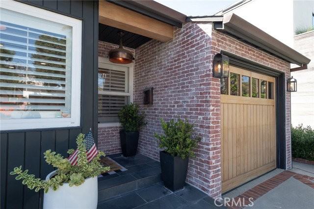 3013 Oak Ave - Photo 2 of 8