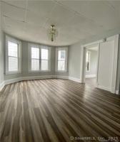 featured image of 15 Ridgewood St #2