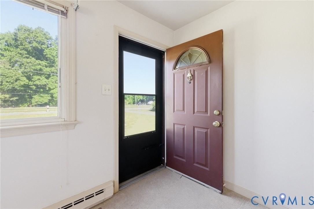 15219 Spruce Ave - Photo 4 of 23