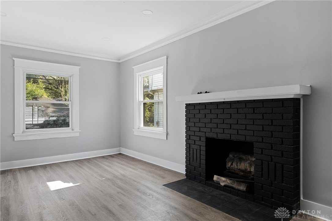 452 Allwen Dr - Photo 5 of 17