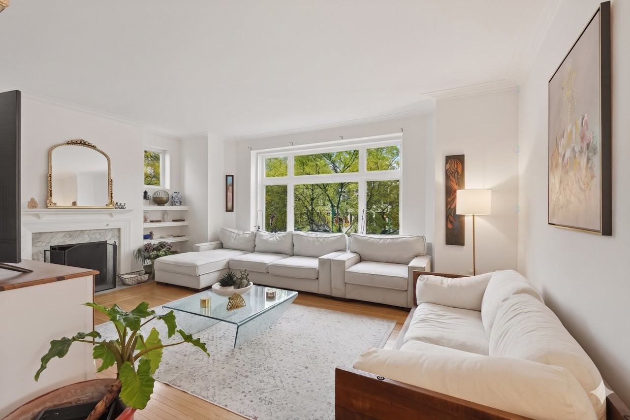 735 Av Davaar - Photo 4 of 28