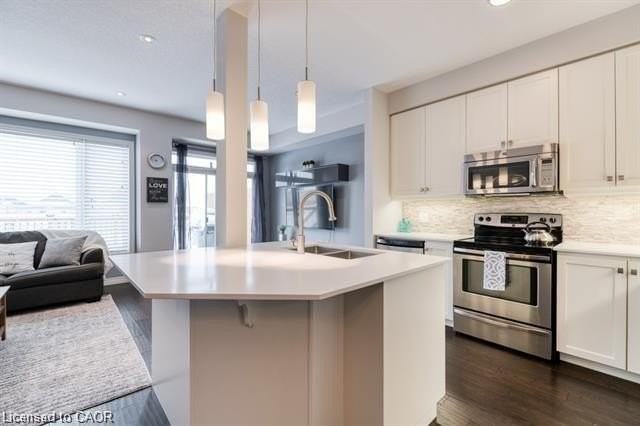 46 Greenwater St - Photo 7 of 17