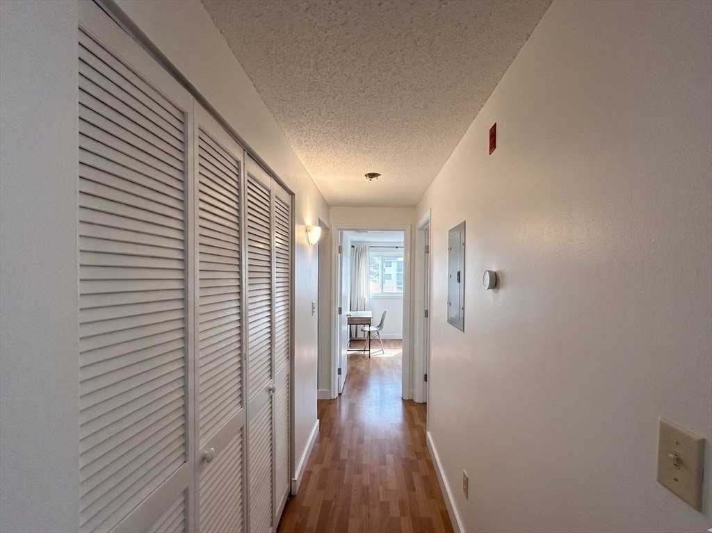 15 Bower Rd - Photo 5 of 11