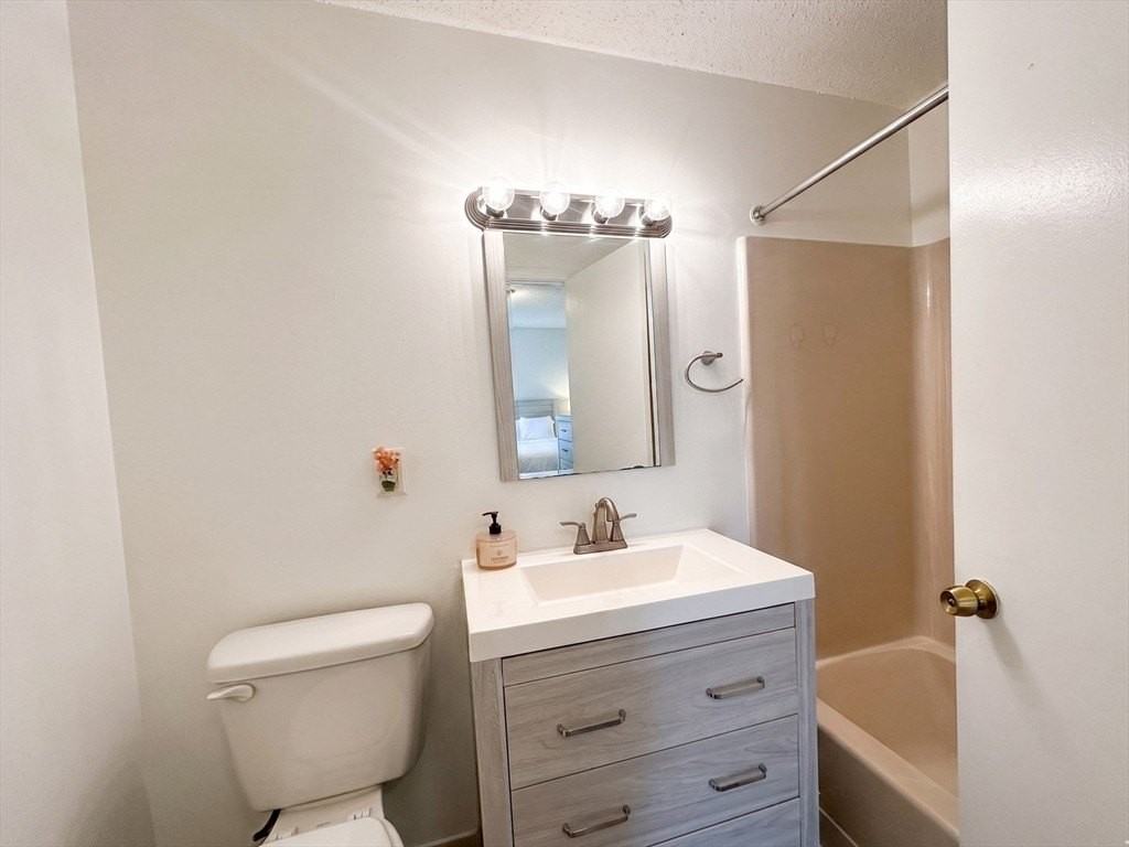 15 Bower Rd - Photo 7 of 11