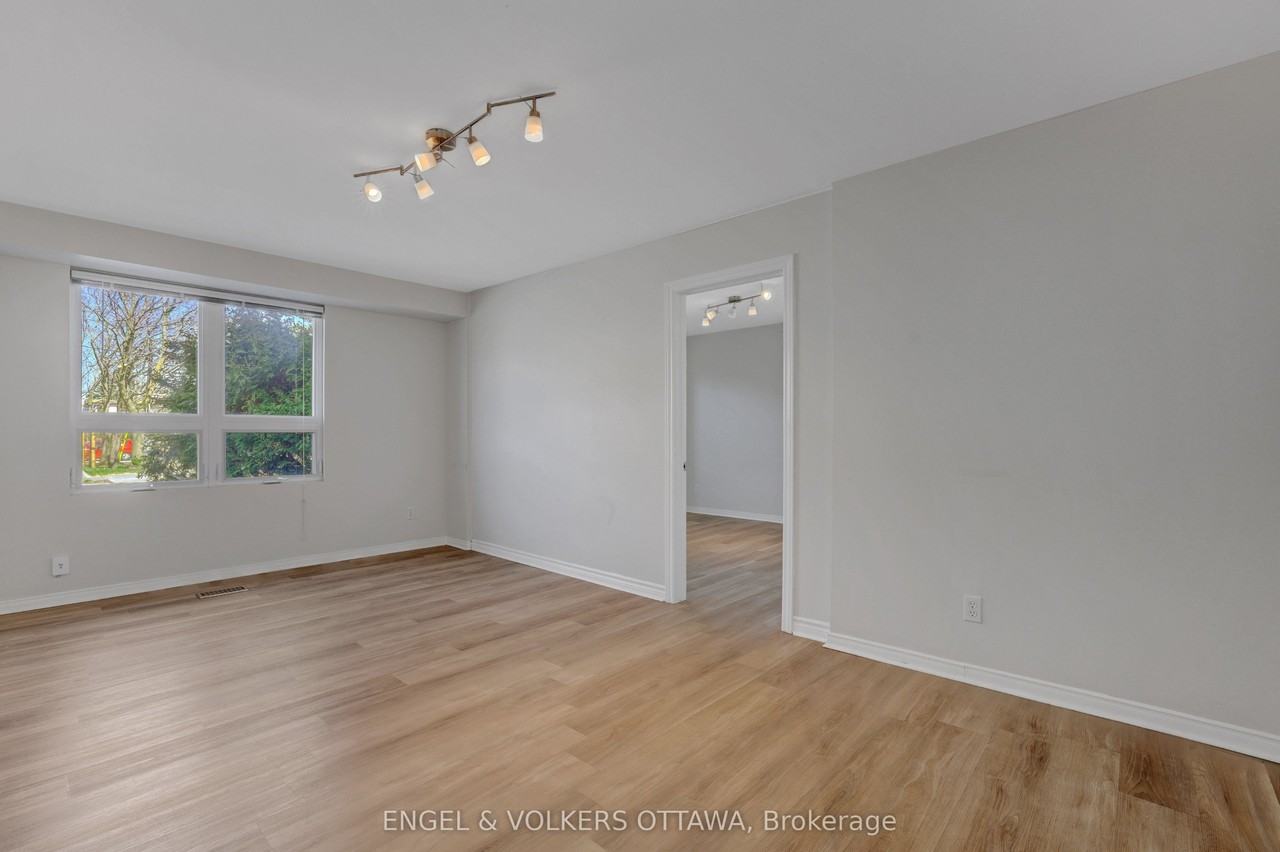 504 Hilson Ave - Photo 7 of 22
