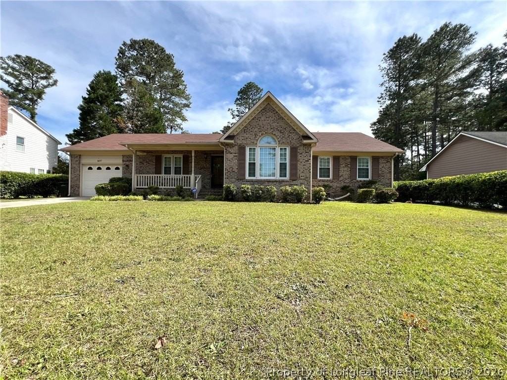 6017 Lakeway Dr - Photo 2 of 40