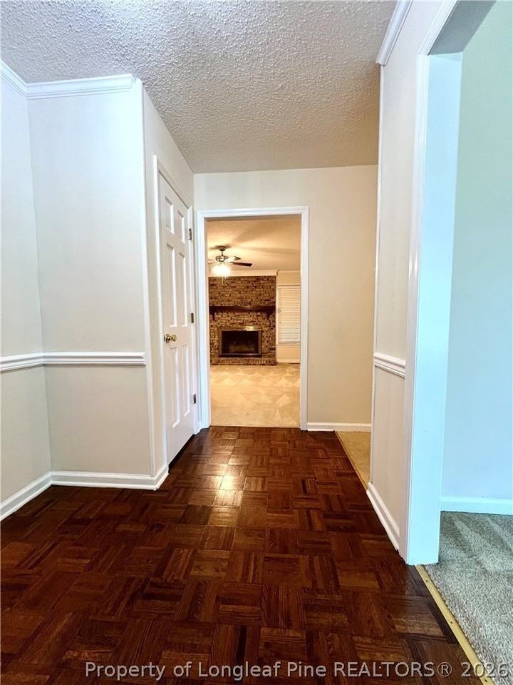 6017 Lakeway Dr - Photo 3 of 40