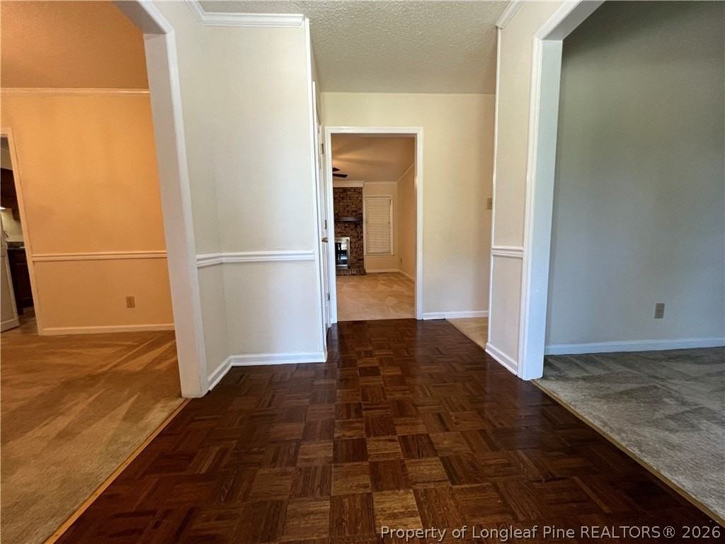 6017 Lakeway Dr - Photo 6 of 40