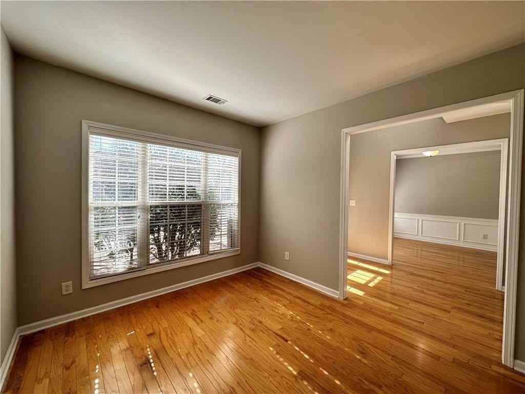 2403 Walnut Tree Ln - Photo 6 of 49