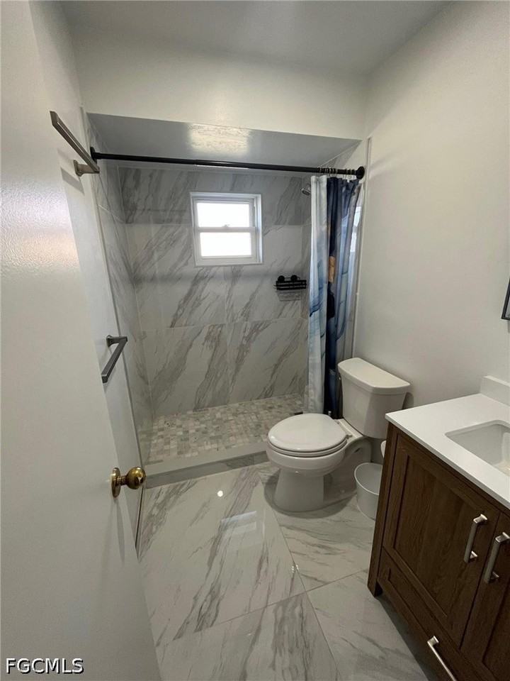 1402 Se 34th St - Photo 6 of 17