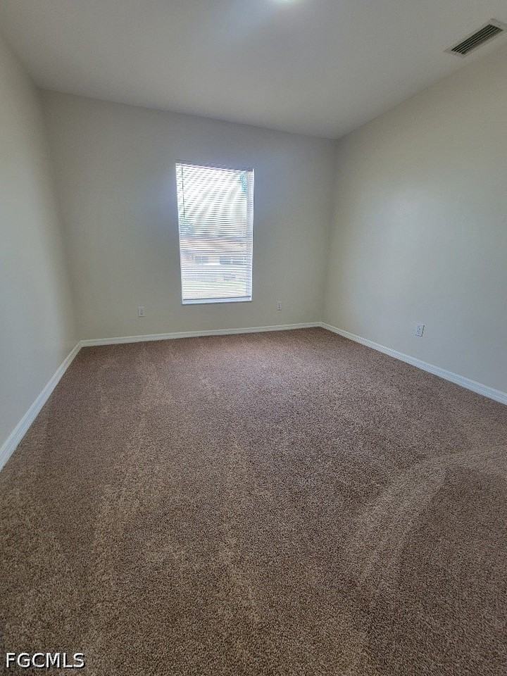 306 Leeland Heights Blvd E - Photo 6 of 16