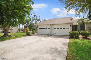 featured image of 17749 Grande Bayou Ct