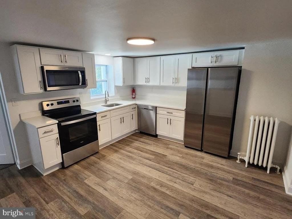 513 Main St #B - Photo 2 of 8