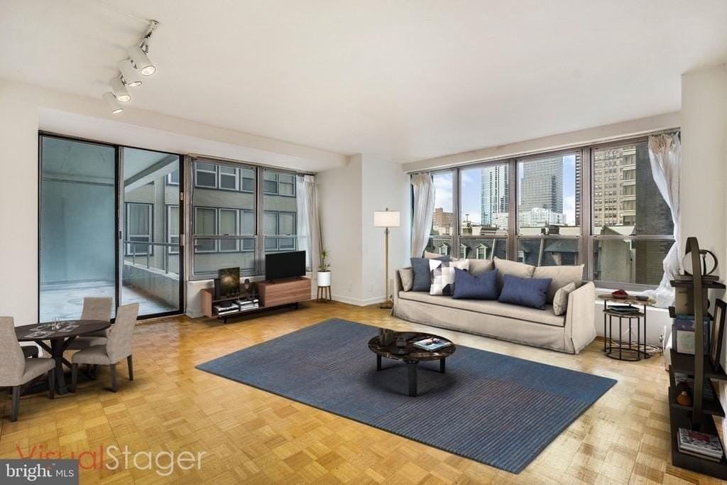 224-30 S 19th St #501 - Photo 3 of 10
