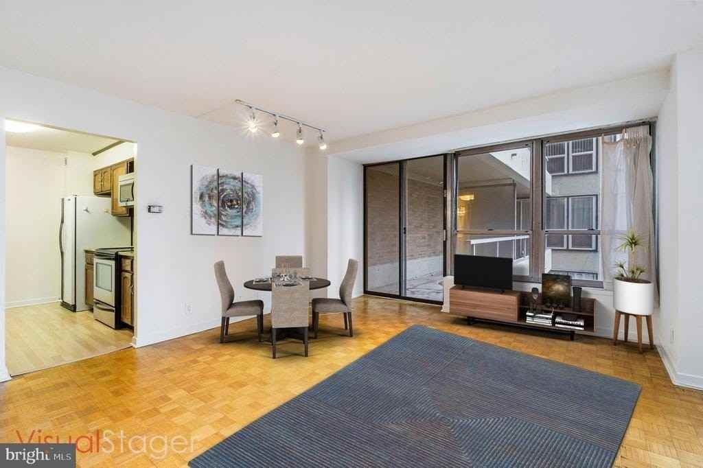 224-30 S 19th St #501 - Photo 4 of 10