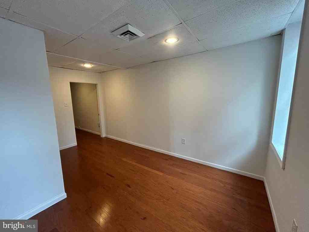 44 S 2nd St #2 - Photo 6 of 9
