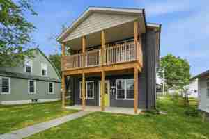 featured image of 1626 Howell St #201