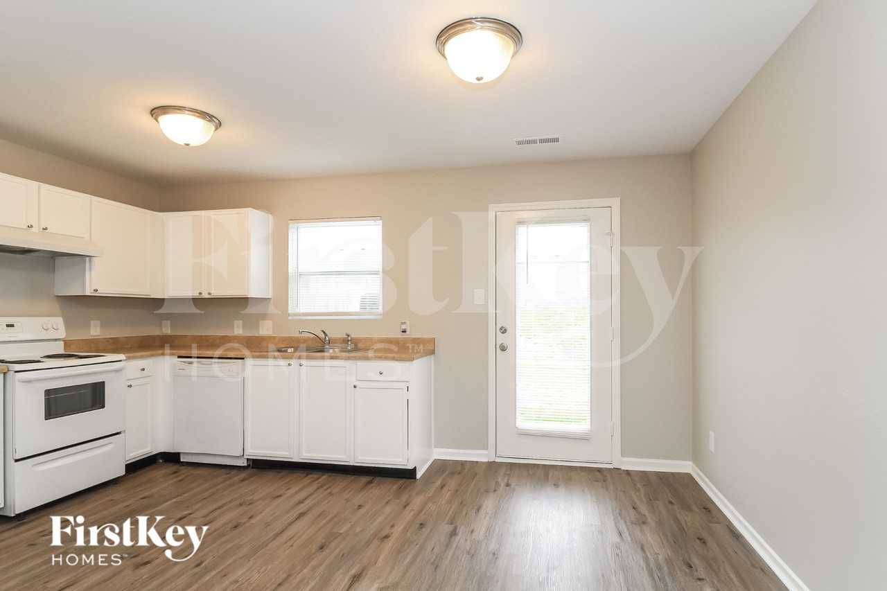 4117 Salem Springs Ct - Photo 6 of 16